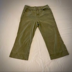 Time and Tru size 16 wide leg capri pants